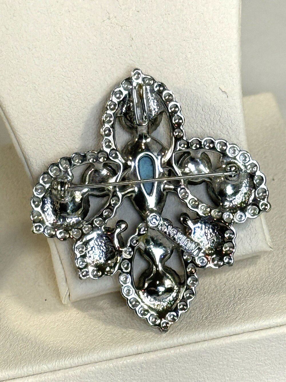 Vintage 1974 Sarah Coventry “Imperial” convertible brooch and pendant. - Picture 3 of 12